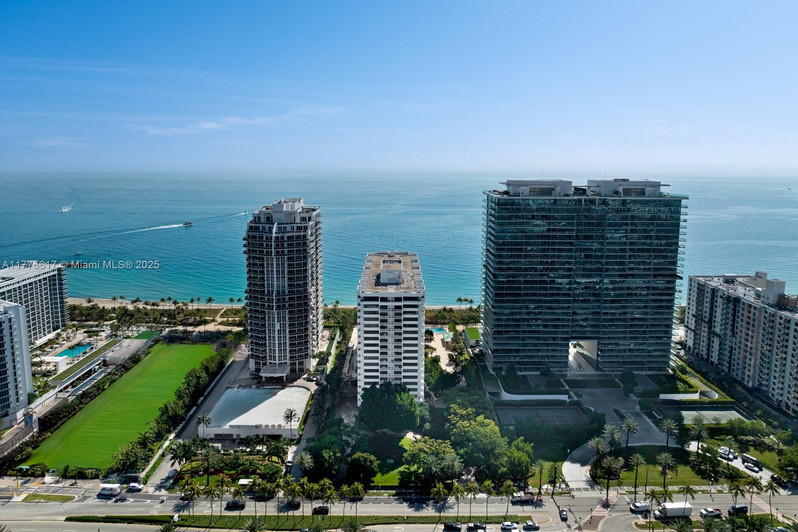 KENILWORTH CONDO - Residential