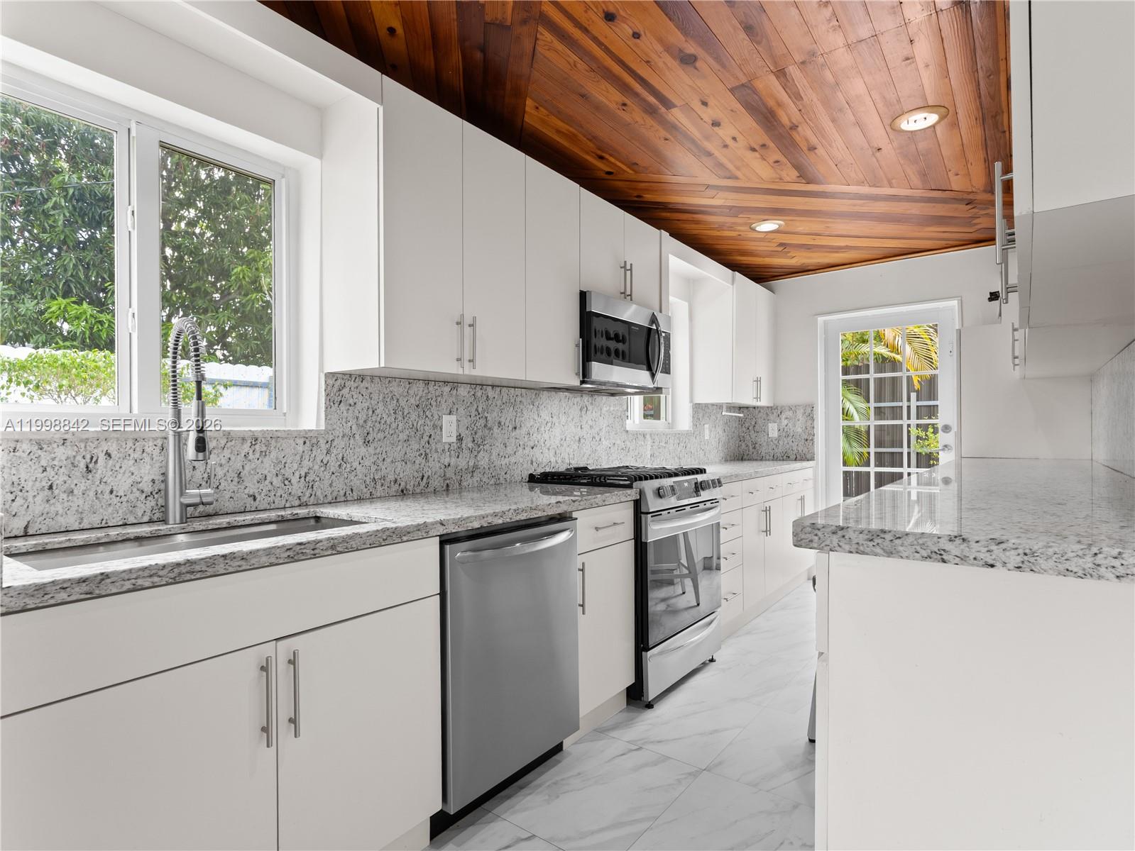 VIRGINIA GARDENS ESTATES - Residential