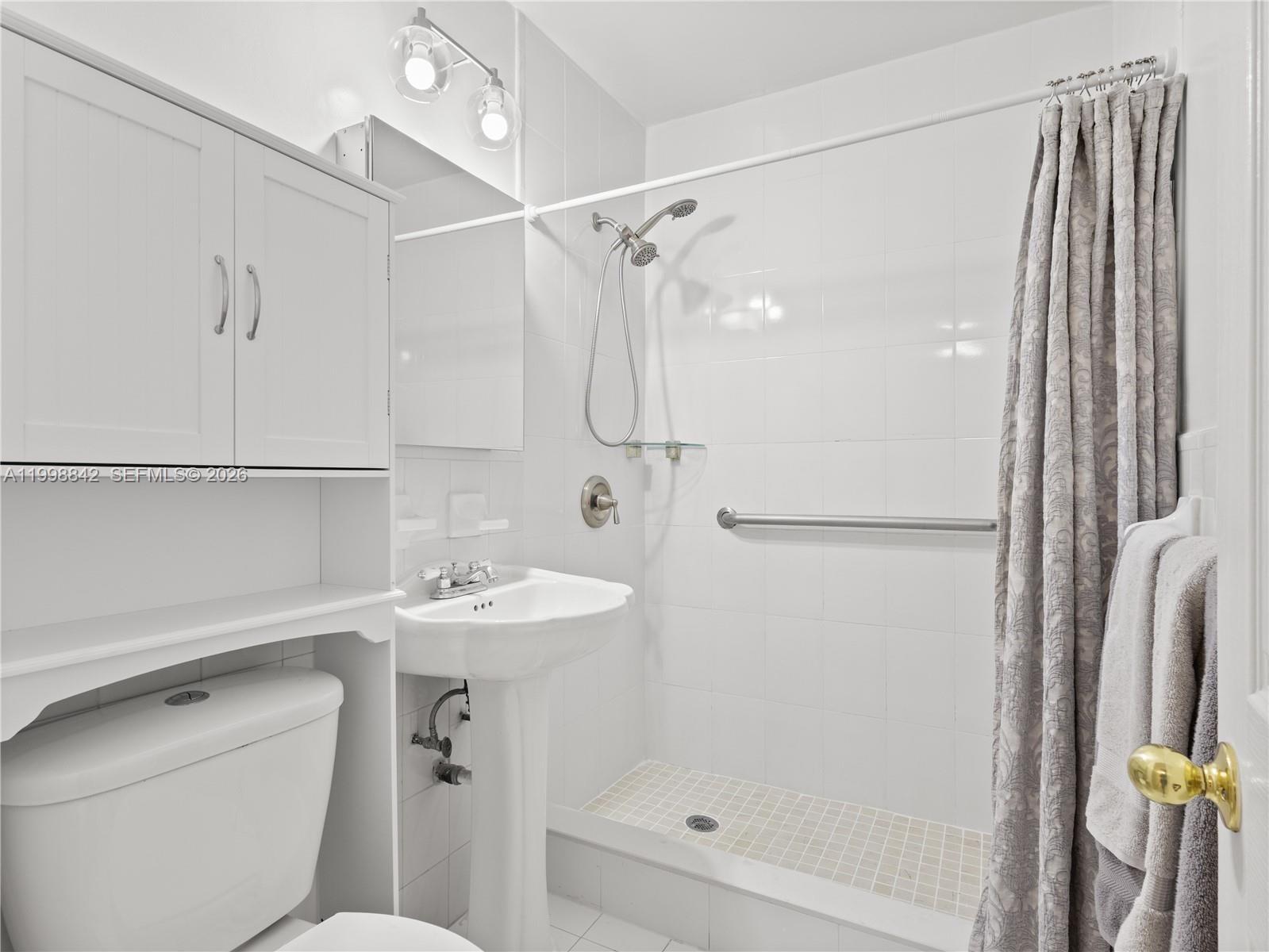 VIRGINIA GARDENS ESTATES - Residential