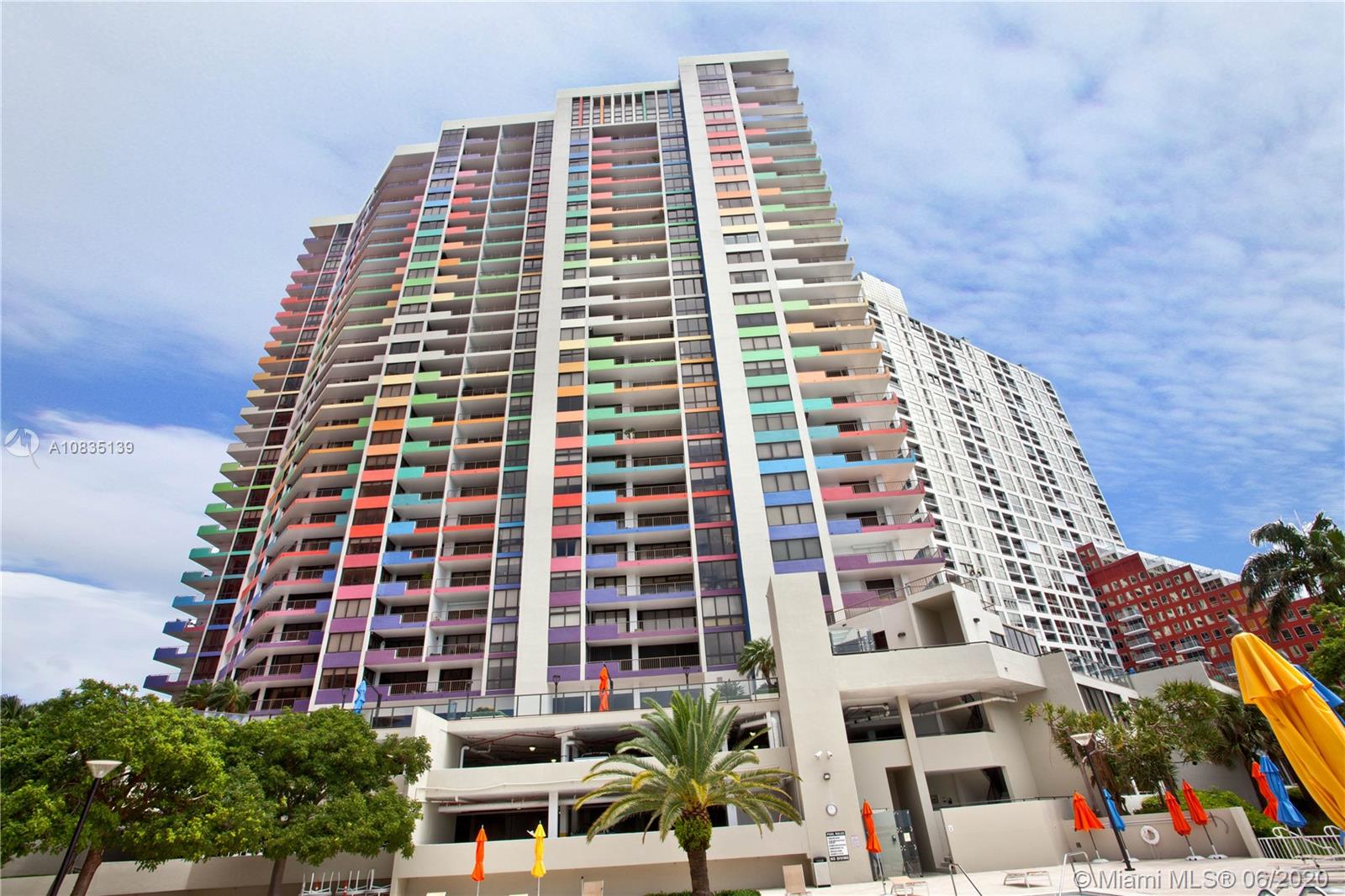 VILLA REGINA CONDO - Residential