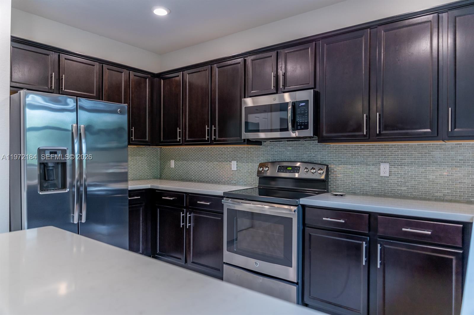 ASHTON PARC - Residential