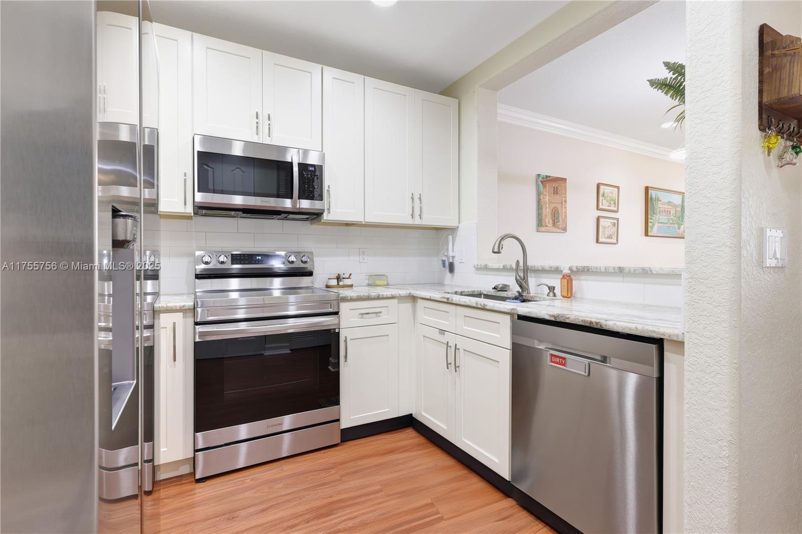 433 SW 147th Ave 102
