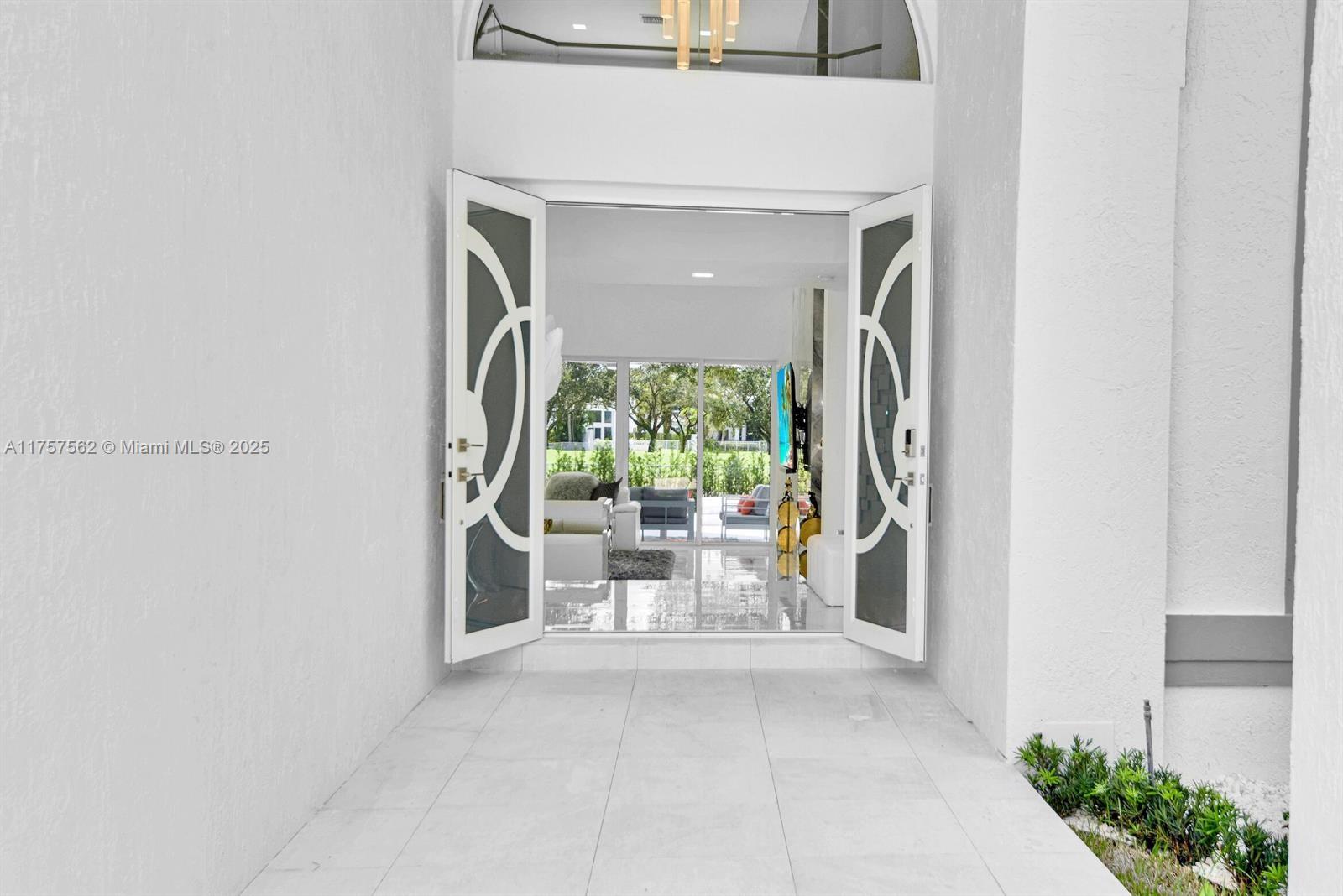 View photos, virtual tours, details... 2578 NW 63rd Ln