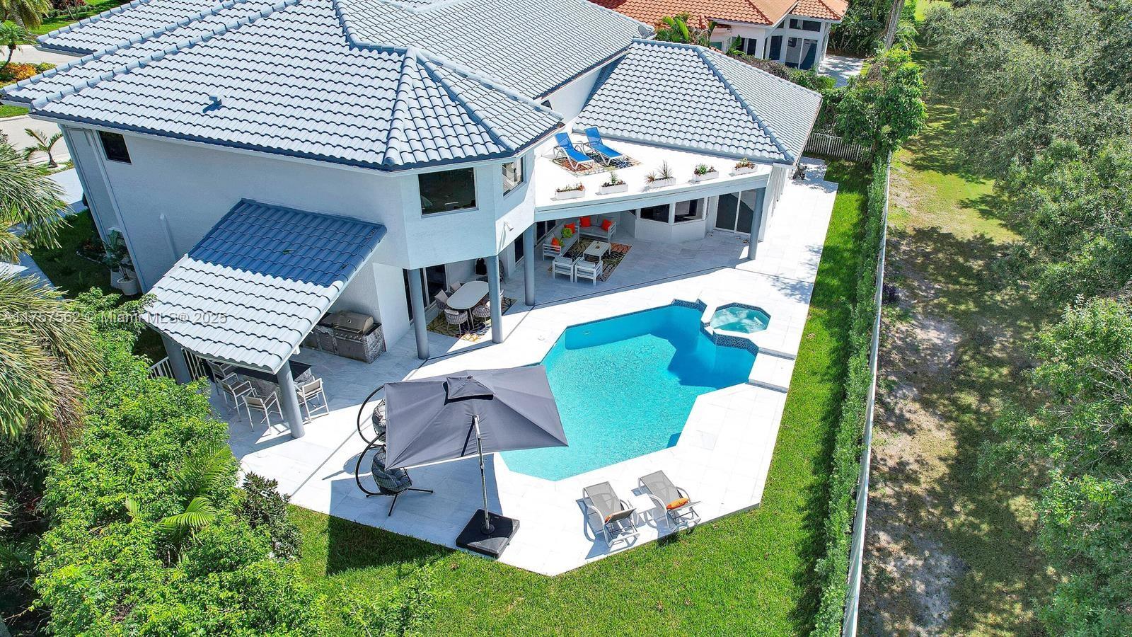 GRAND OAKS OF ARVIDA COUN - Residential Lease