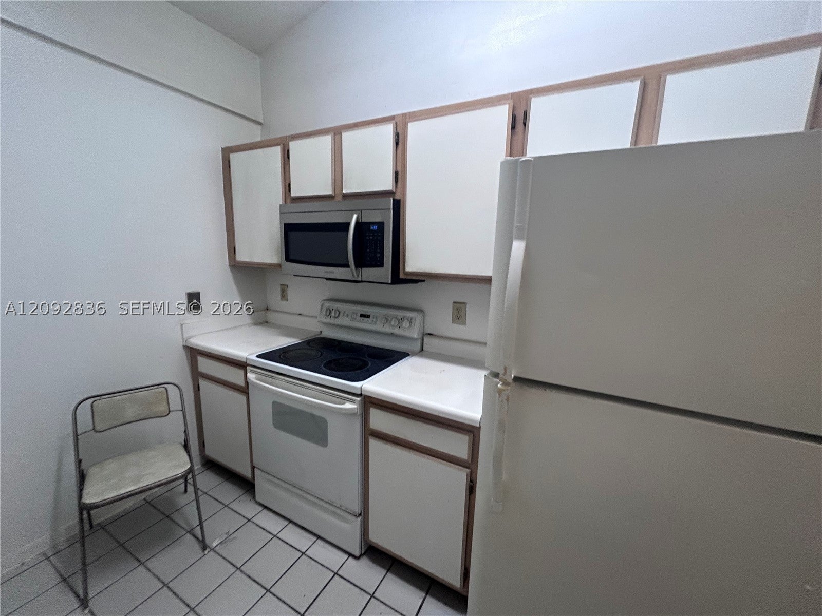 2890 N Oakland Forest Dr 202