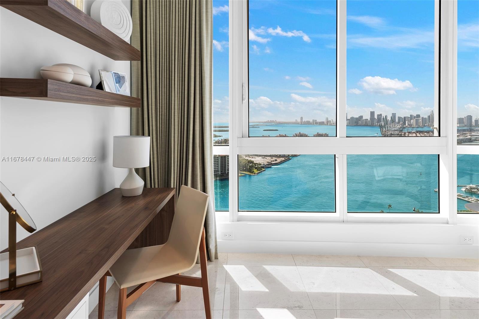 CONTINUUM ON SOUTH BEACH - Residential