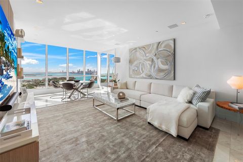 100 S Pointe Dr 3402 Miami Beach FL 33139