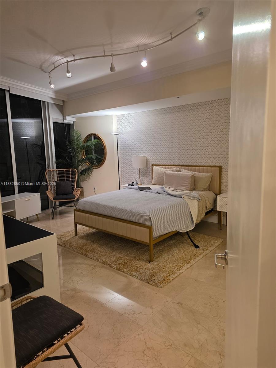 ICON BRICKELL NO TWO - Residential Lease