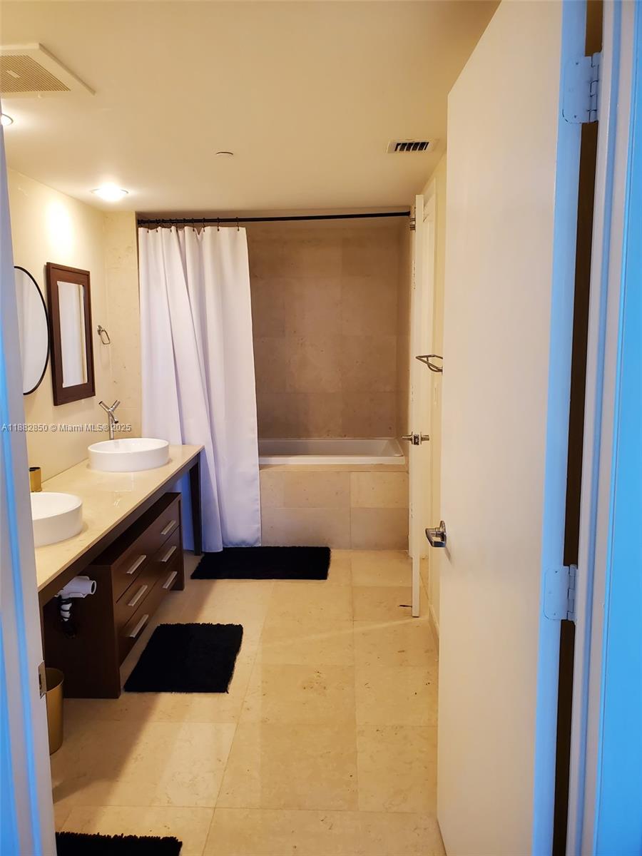 ICON BRICKELL NO TWO - Residential Lease