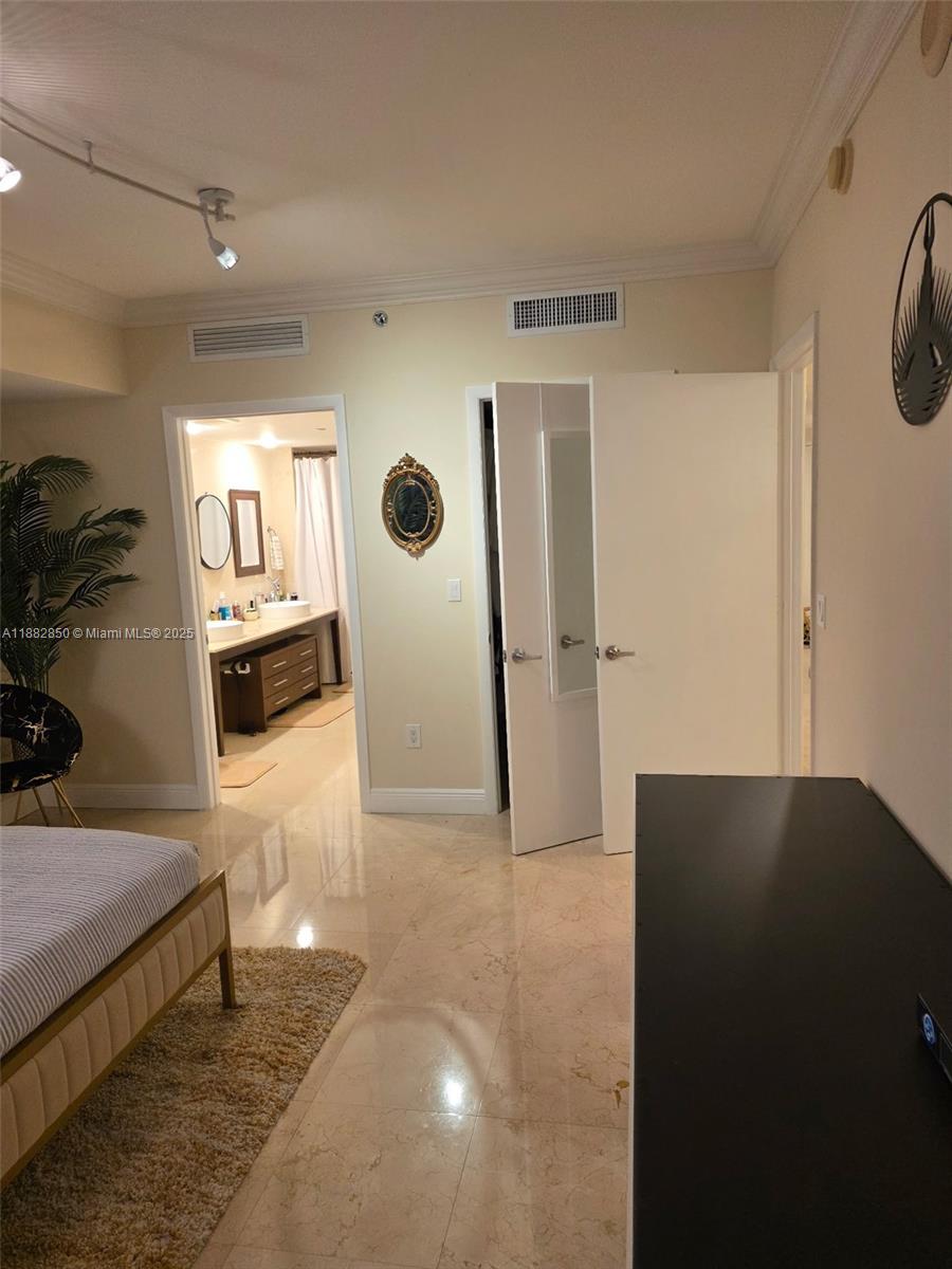 ICON BRICKELL NO TWO - Residential Lease
