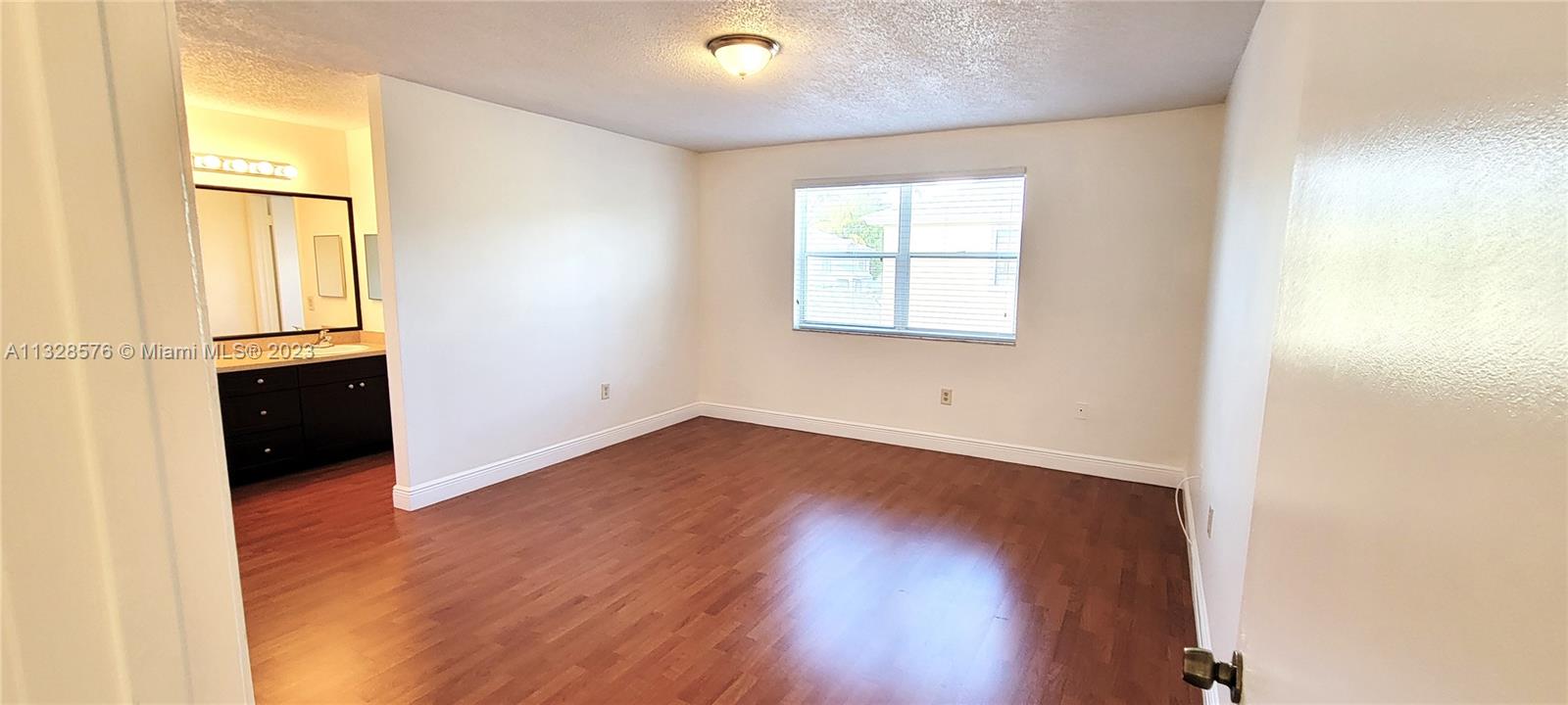 AMARETTO - Residential Lease