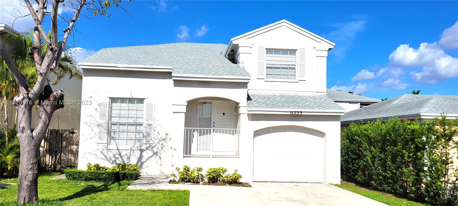 AMARETTO - Residential Lease