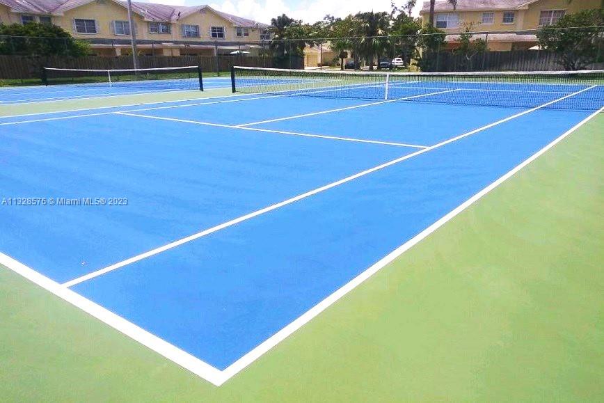 AMARETTO - Residential Lease