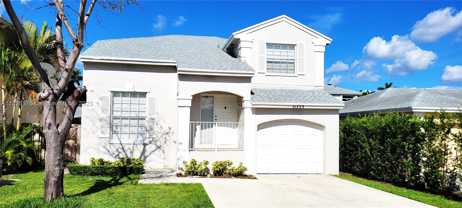 AMARETTO - Residential Lease