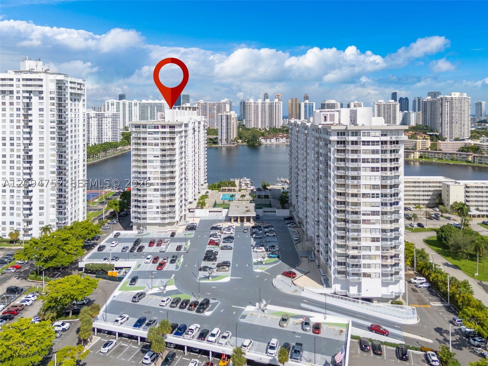18071 Biscayne Blvd 303