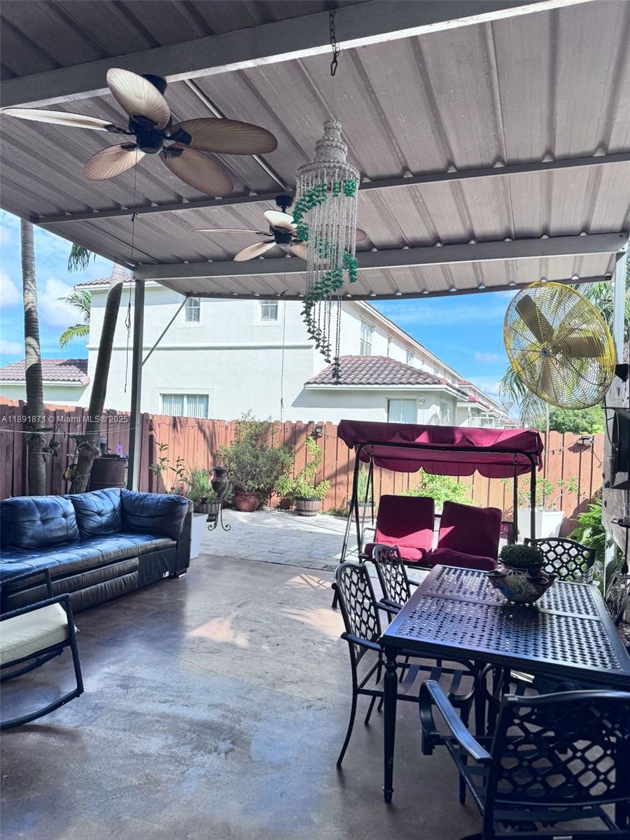 VILLAS DEL CAMPO SUB - Residential