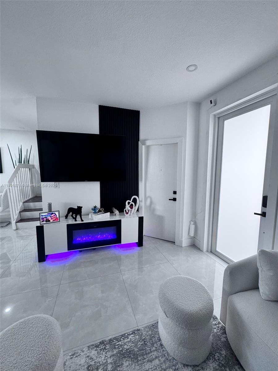 VILLAS DEL CAMPO SUB - Residential