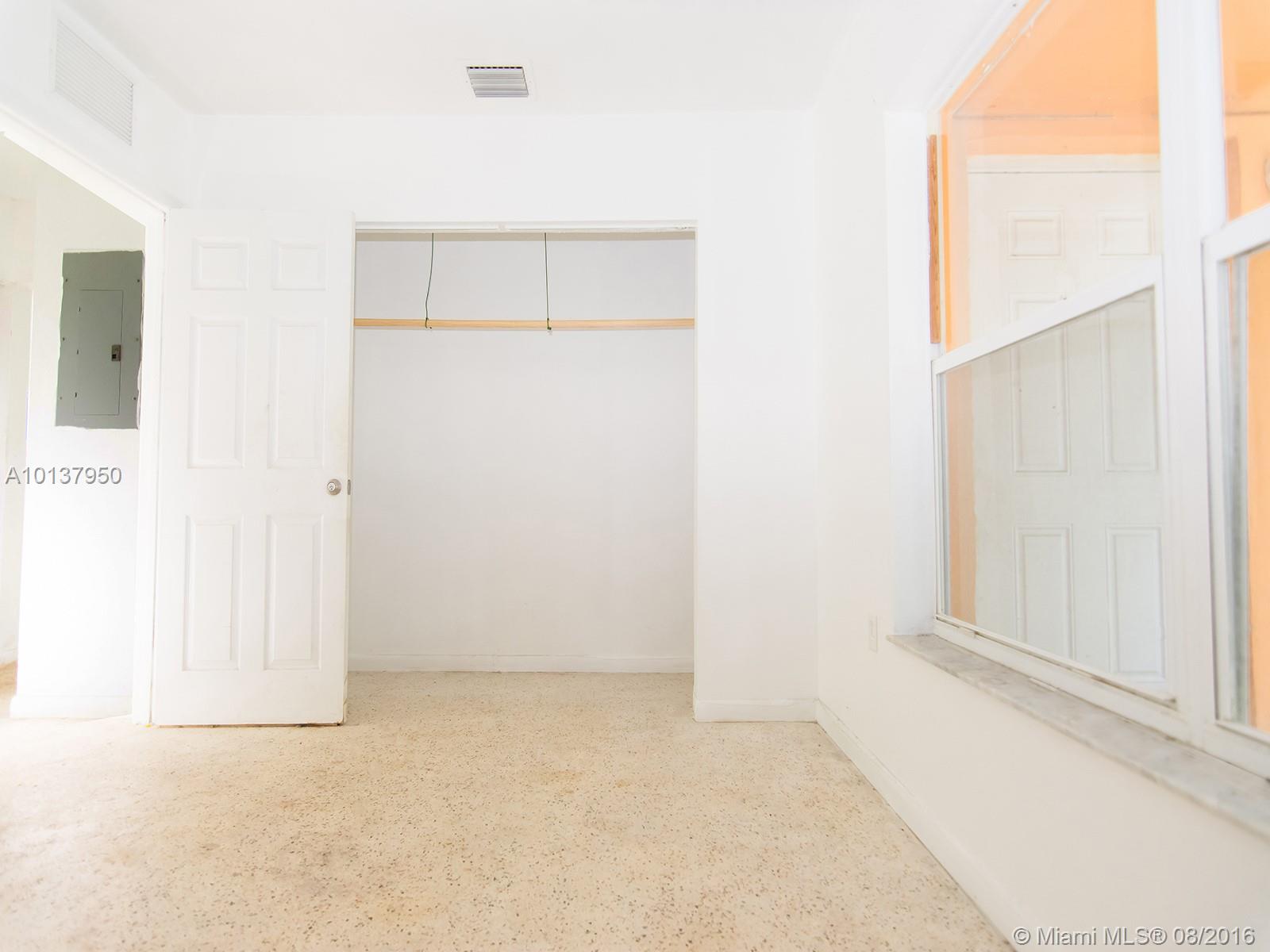 Cambria Heights - Residential