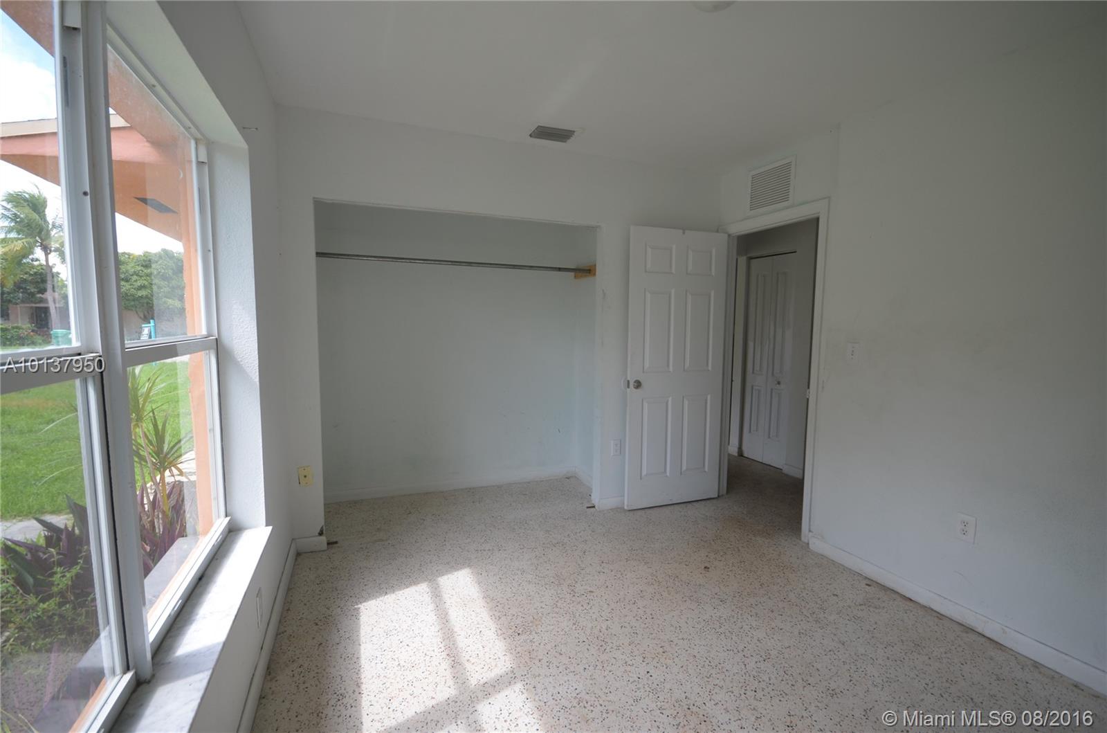 Cambria Heights - Residential