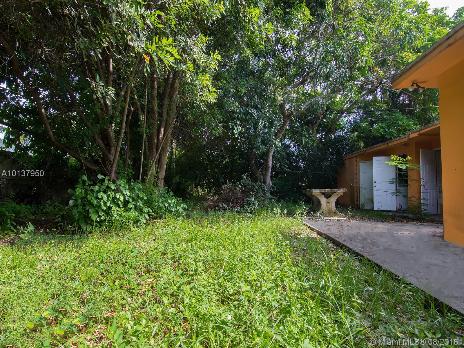 Cambria Heights - Residential