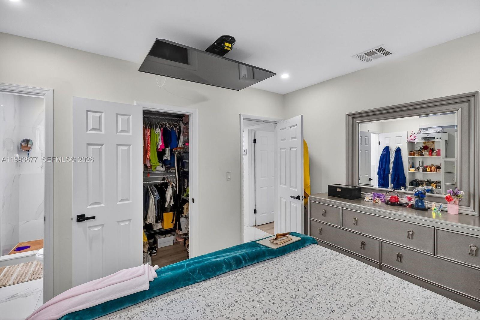 SIERRA MIRADA REPLAT - Residential