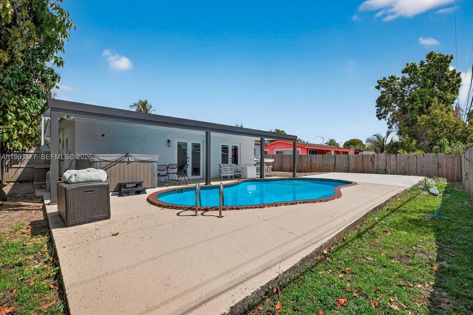 SIERRA MIRADA REPLAT - Residential