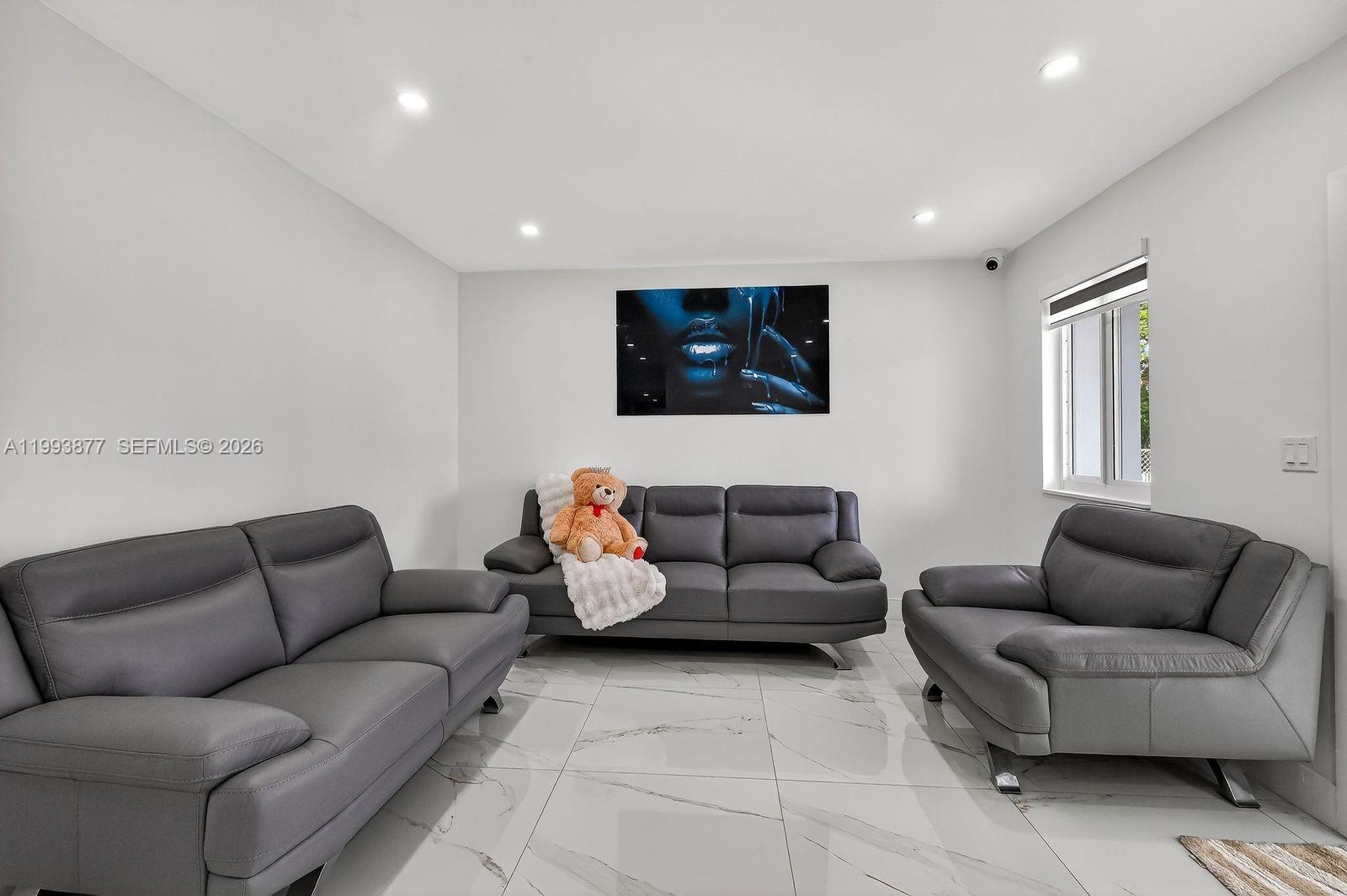 SIERRA MIRADA REPLAT - Residential