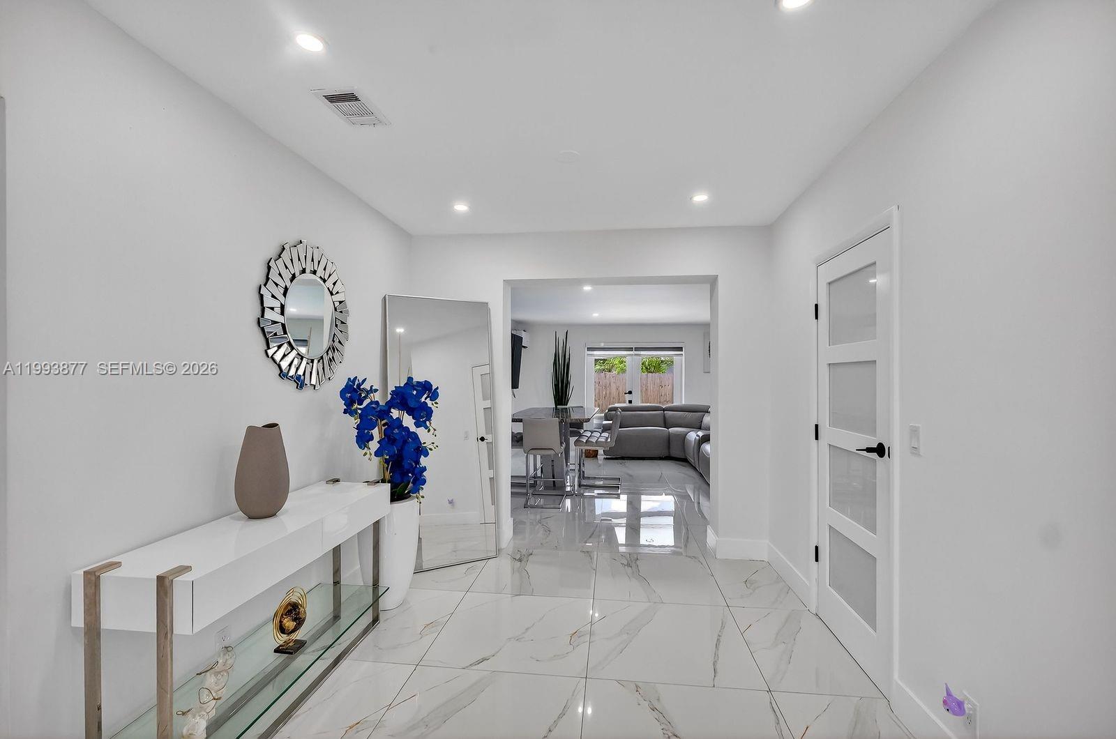 SIERRA MIRADA REPLAT - Residential