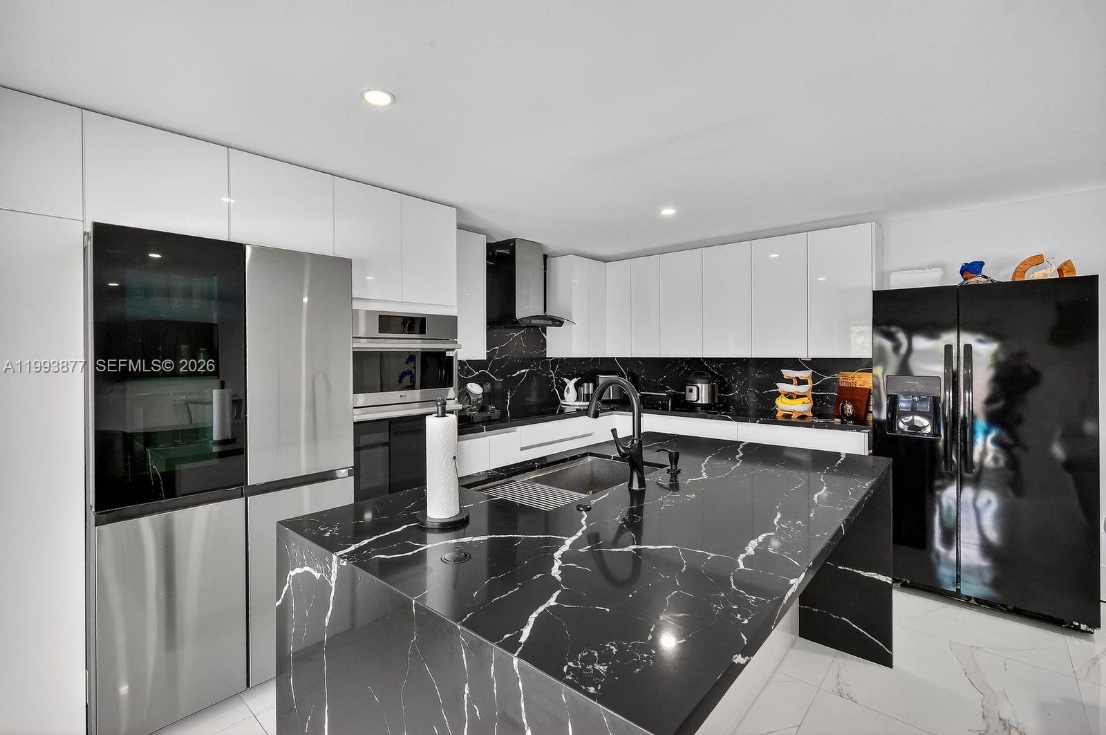 SIERRA MIRADA REPLAT - Residential