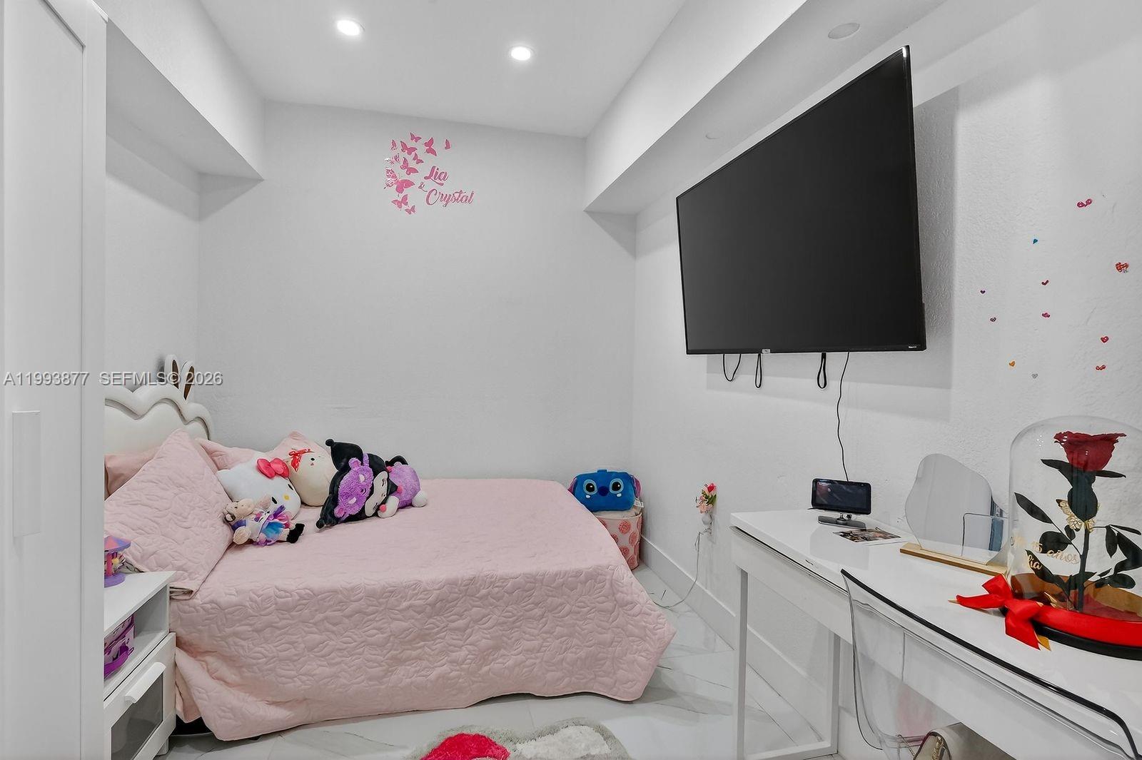 SIERRA MIRADA REPLAT - Residential