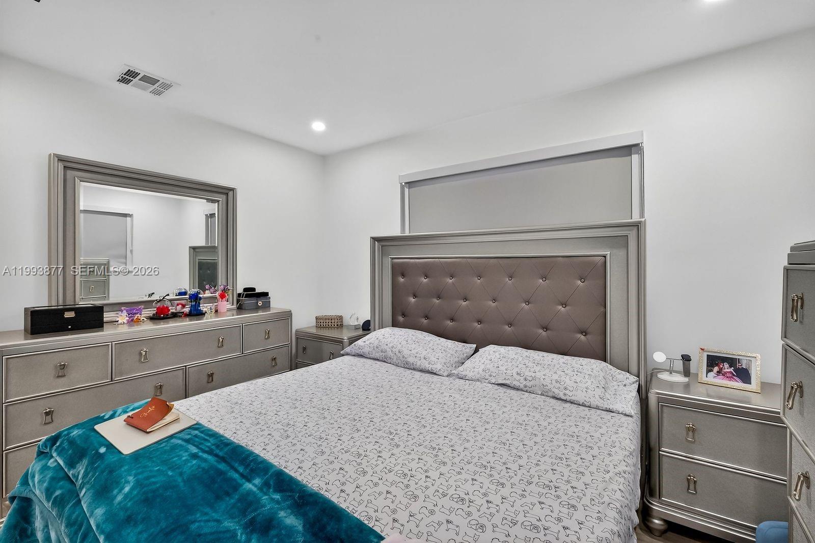 SIERRA MIRADA REPLAT - Residential