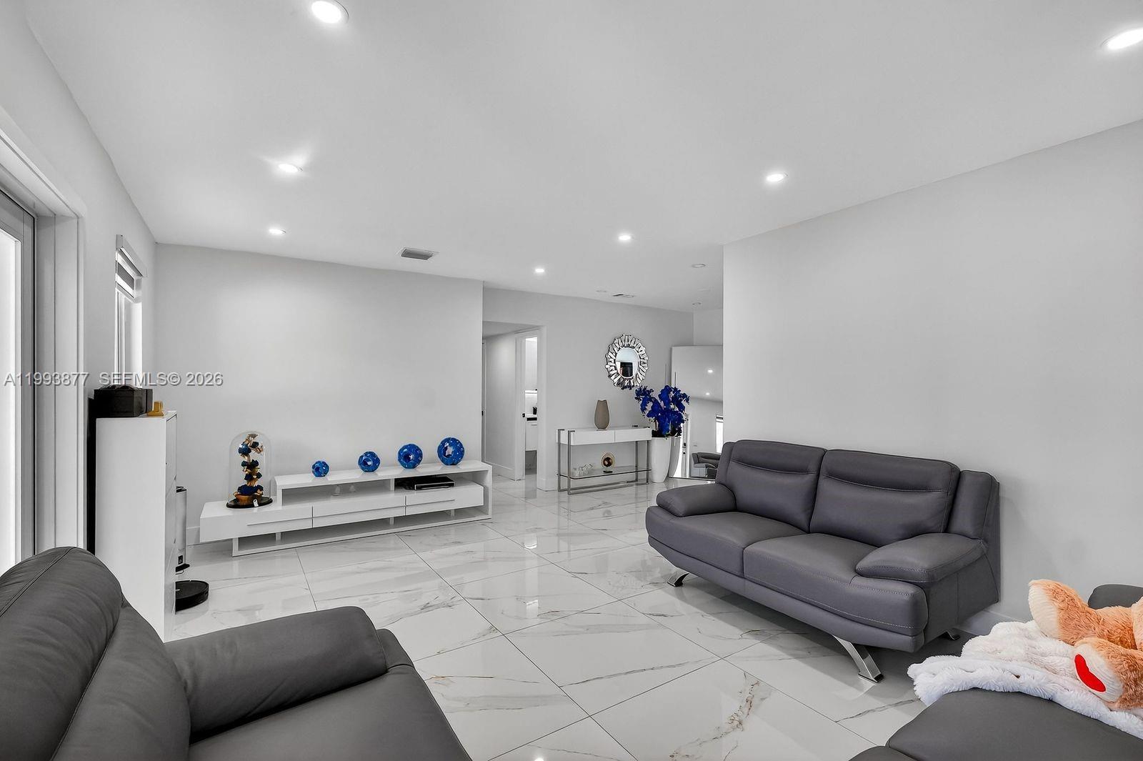 SIERRA MIRADA REPLAT - Residential