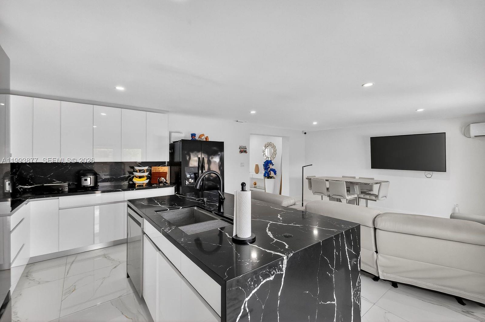 SIERRA MIRADA REPLAT - Residential