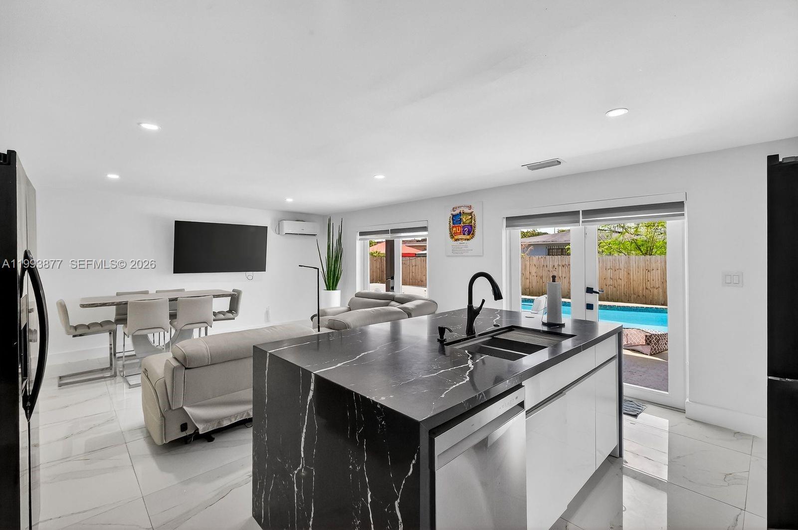 SIERRA MIRADA REPLAT - Residential