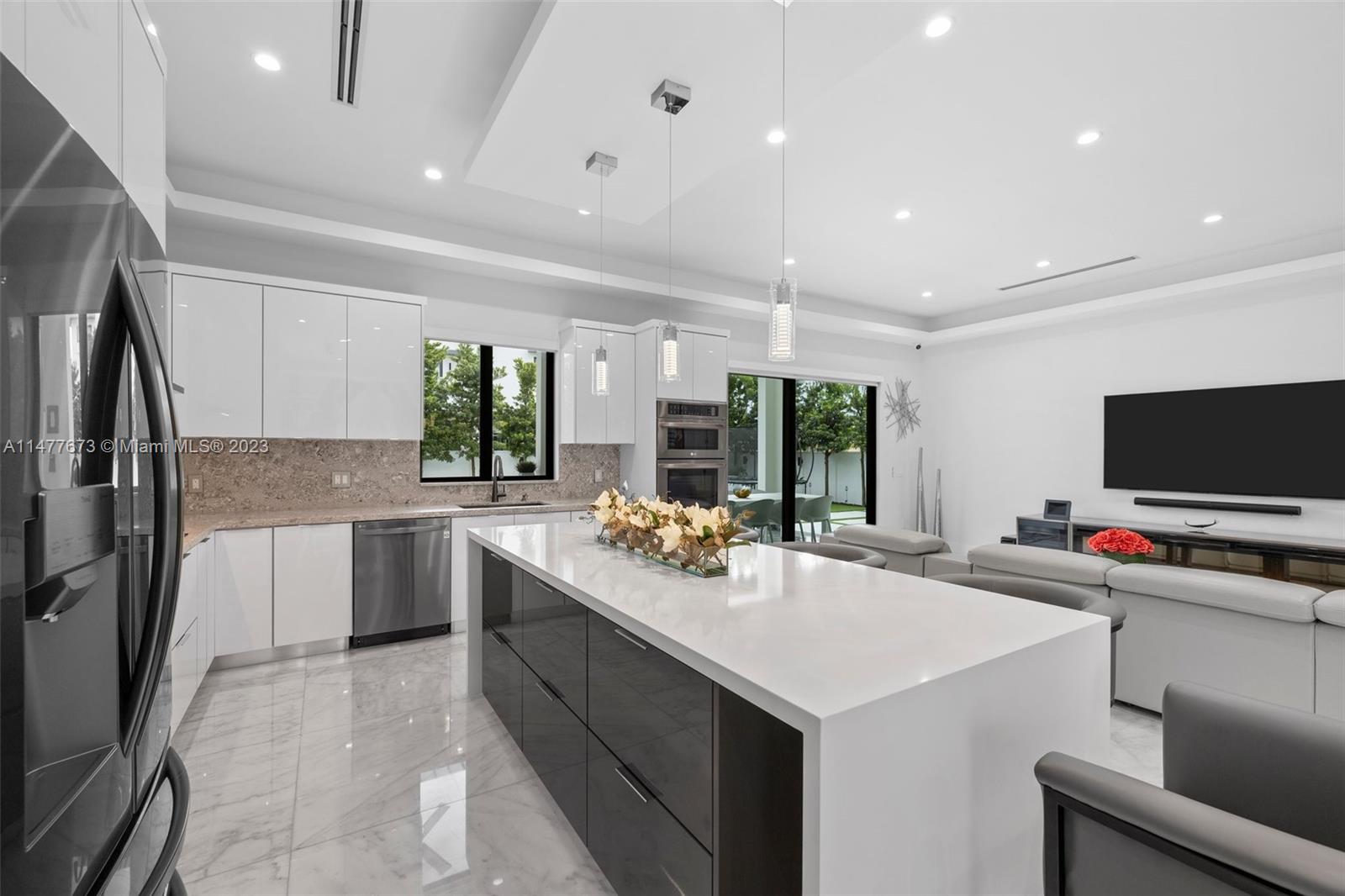 CORAL PINES - Residential