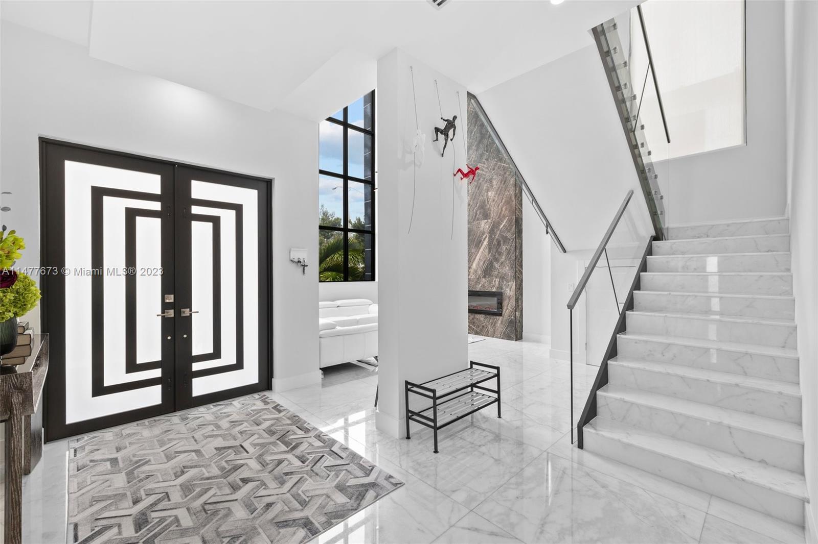 CORAL PINES - Residential