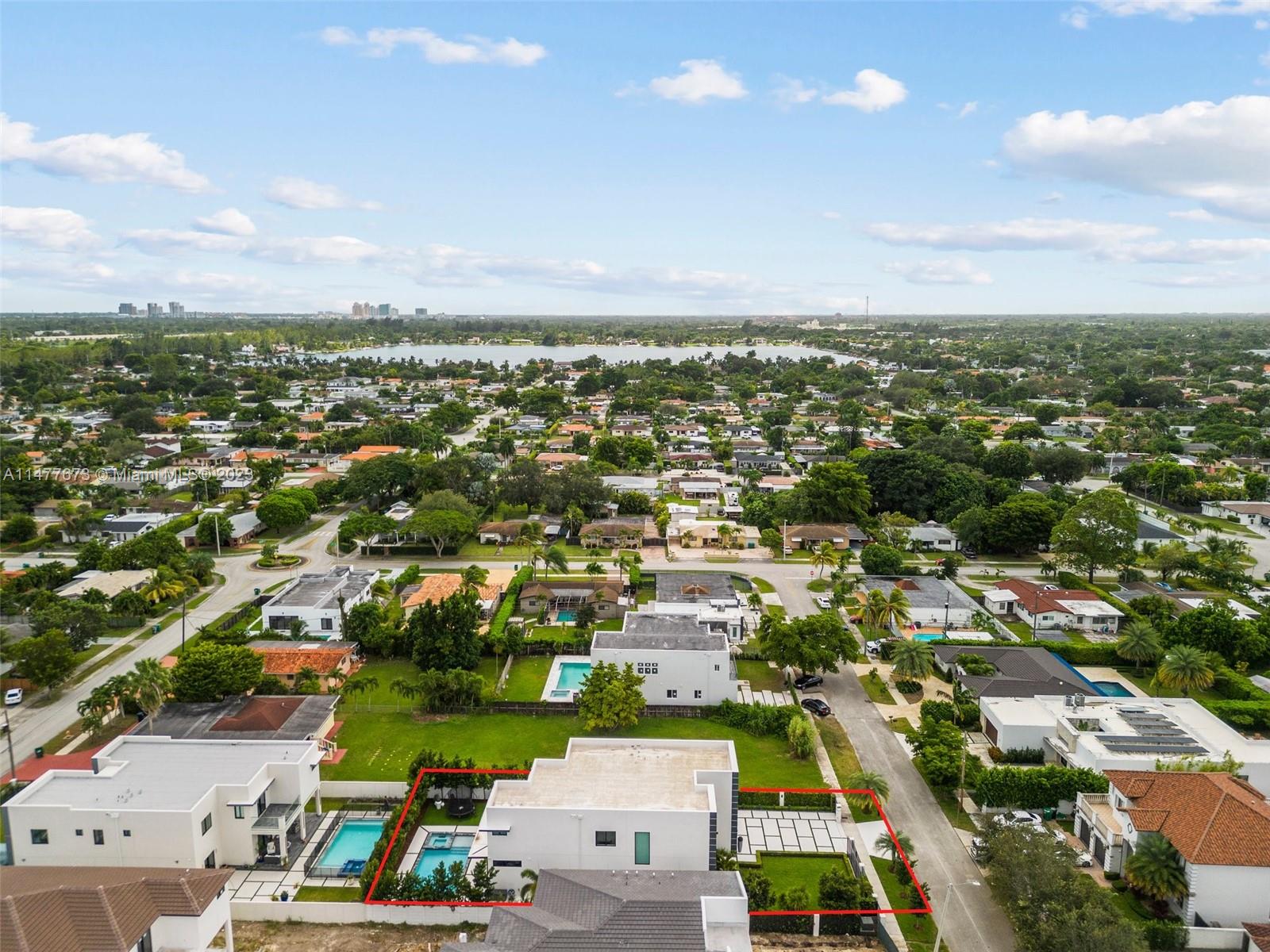 CORAL PINES - Residential