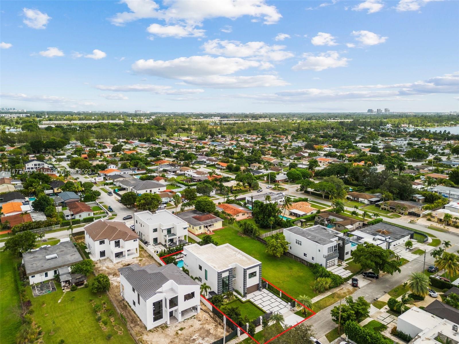 CORAL PINES - Residential