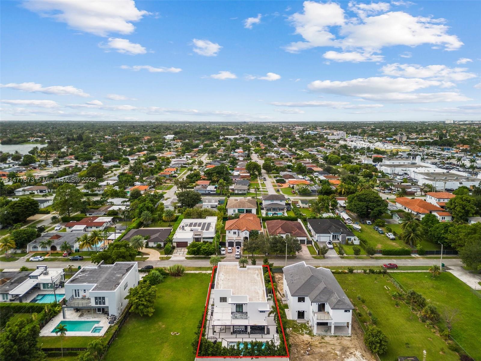 CORAL PINES - Residential