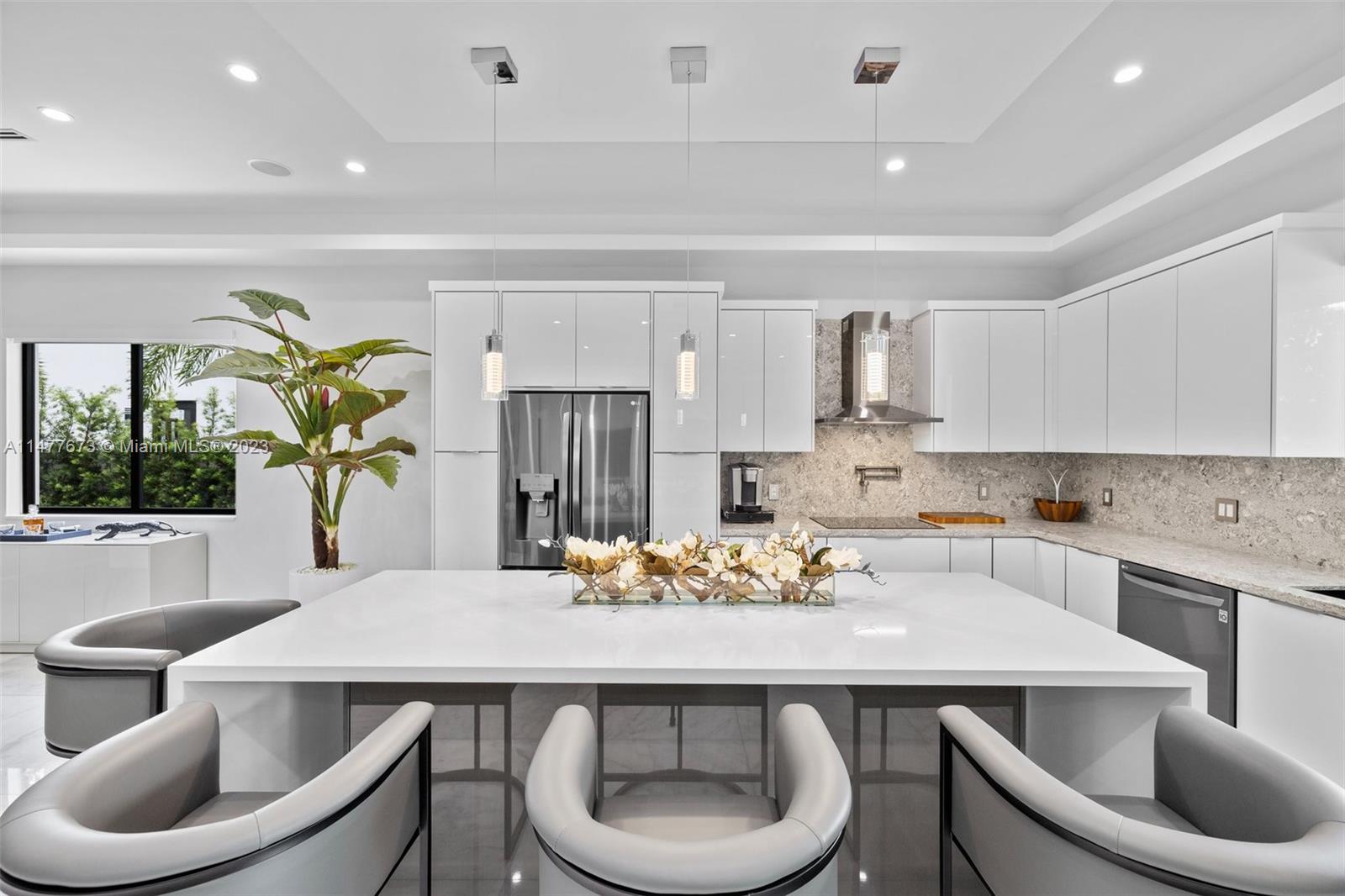 CORAL PINES - Residential