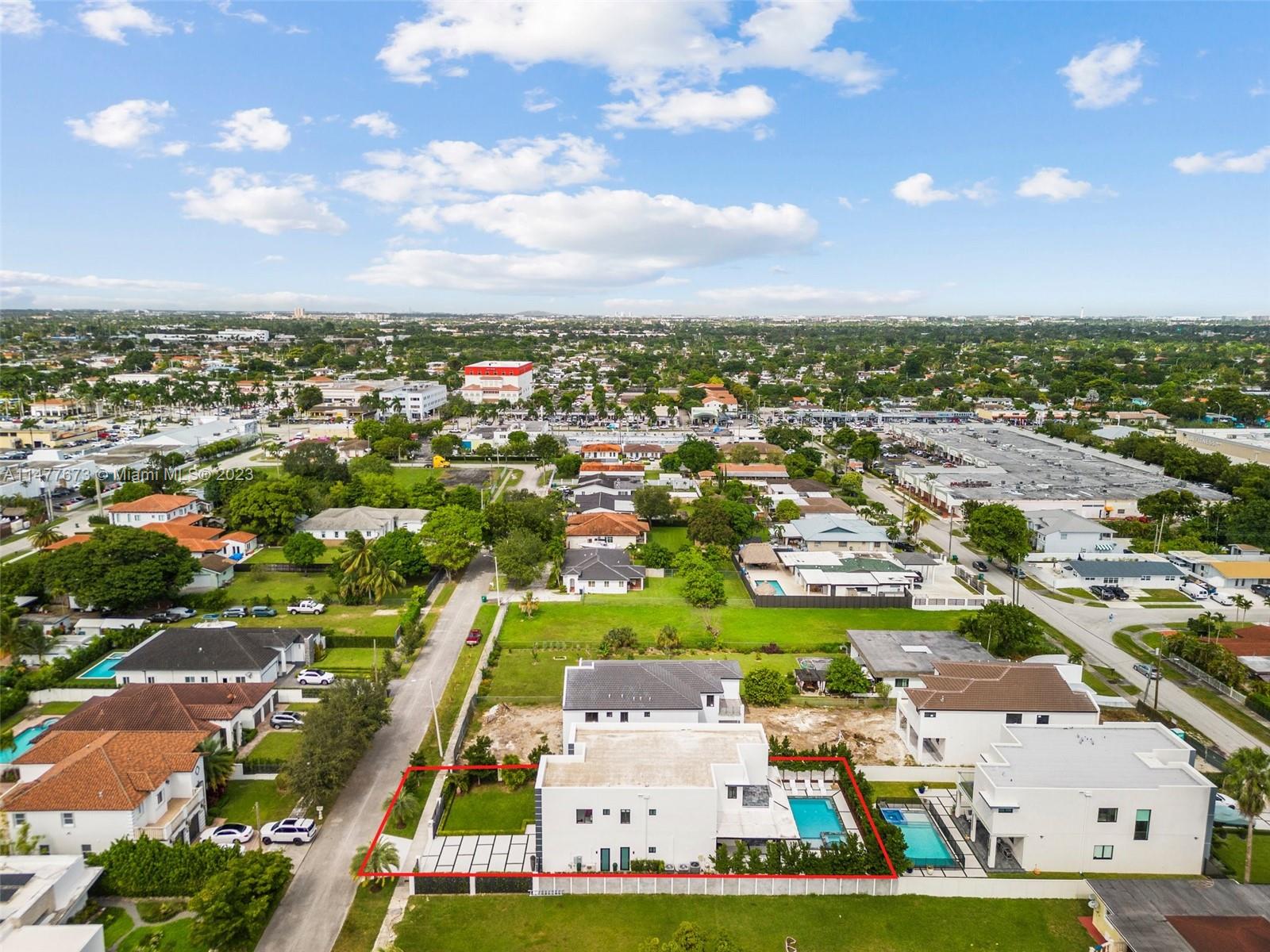 CORAL PINES - Residential