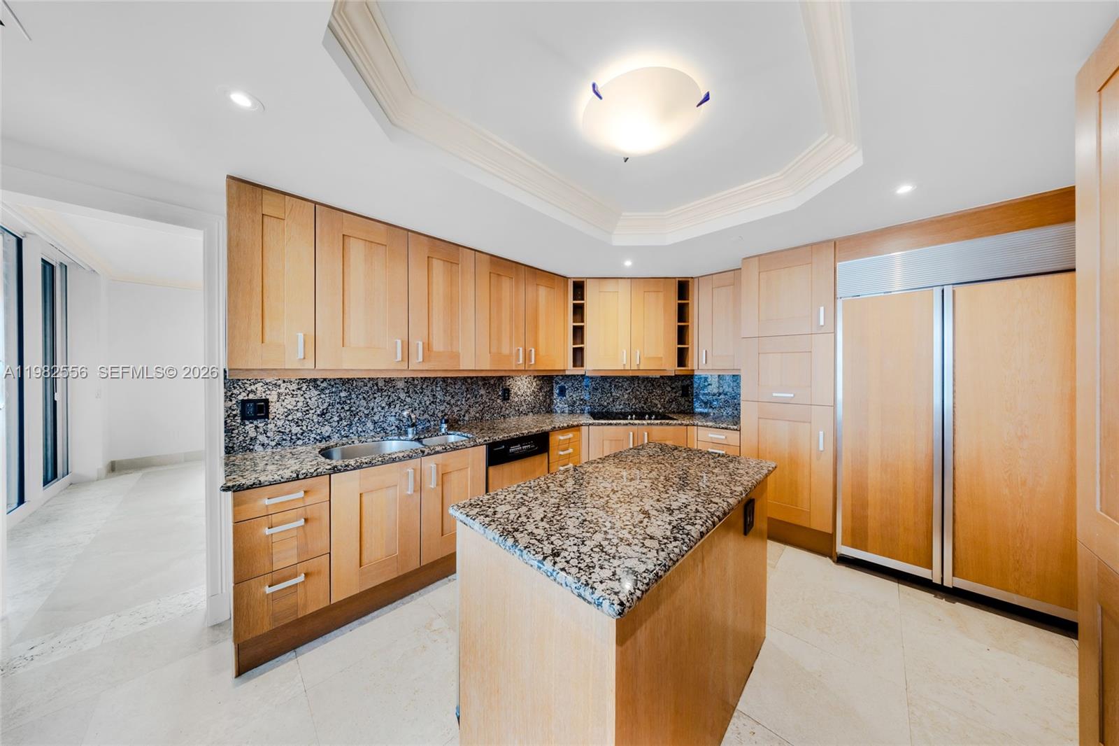 GRAND BAY TOWER CONDO - Residential