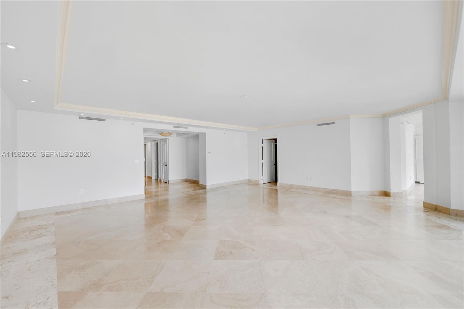 GRAND BAY TOWER CONDO - Residential