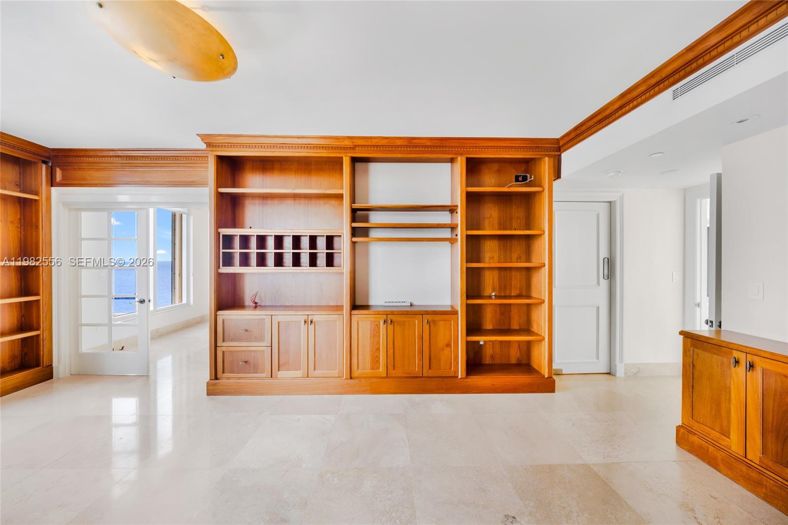 GRAND BAY TOWER CONDO - Residential