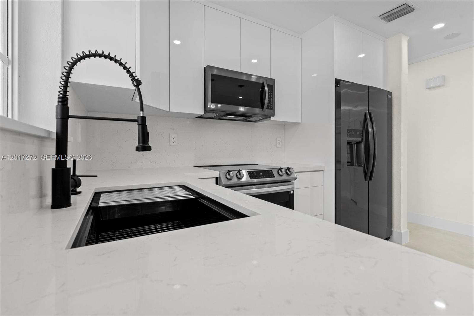 NEW SHENANDOAH - Residential