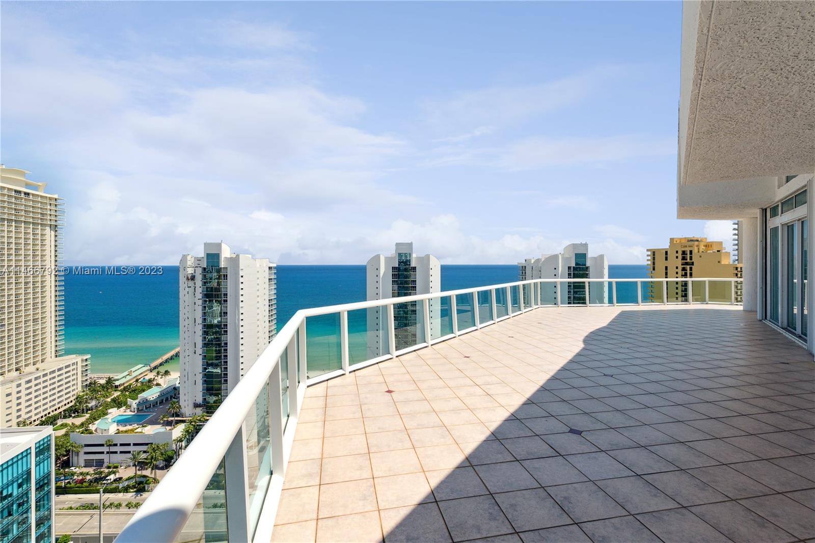 OCEANIA IV CONDO - Residential