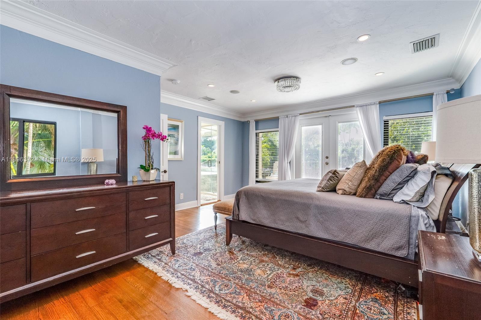 LA GORCE GOLF SUB - Residential Lease