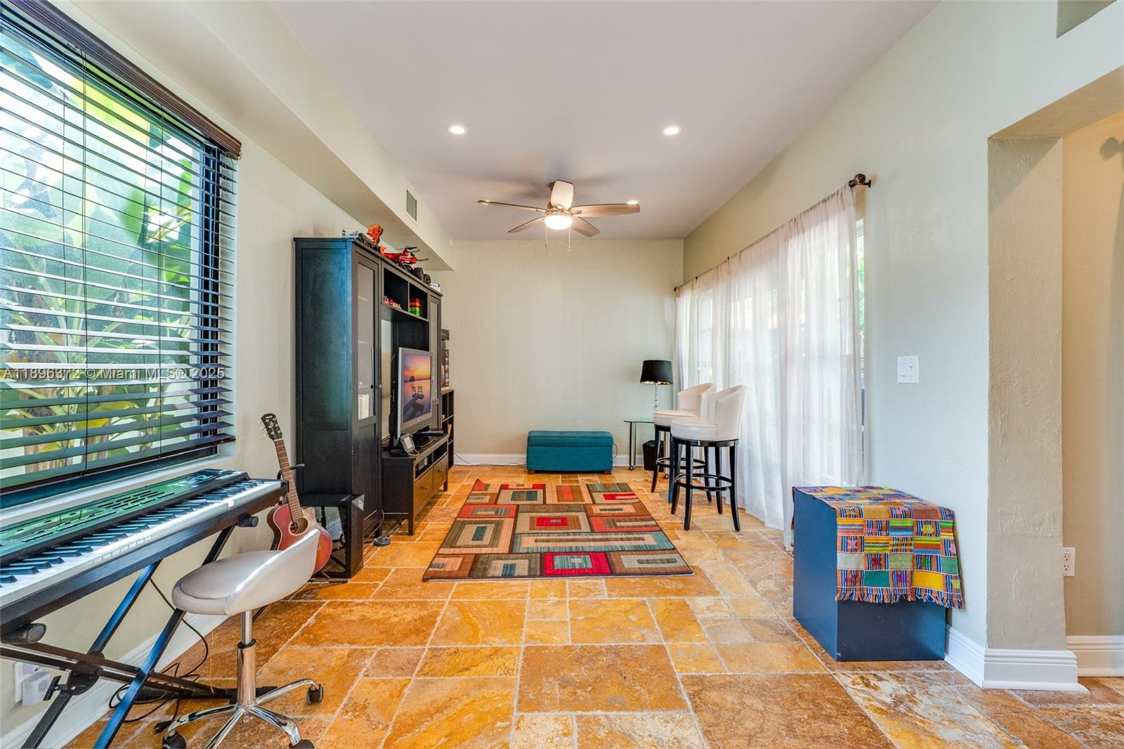 LA GORCE GOLF SUB - Residential Lease