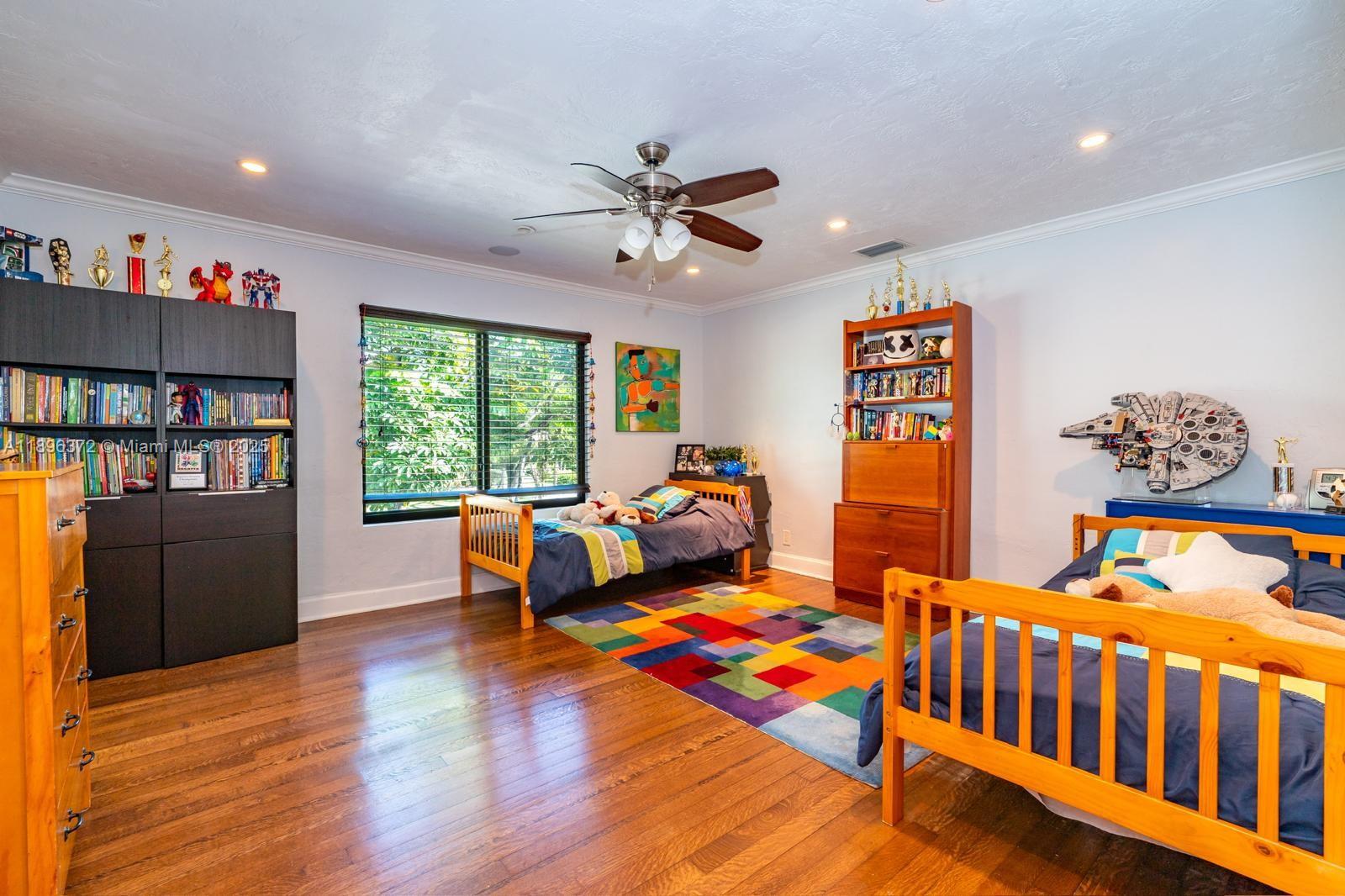 LA GORCE GOLF SUB - Residential Lease