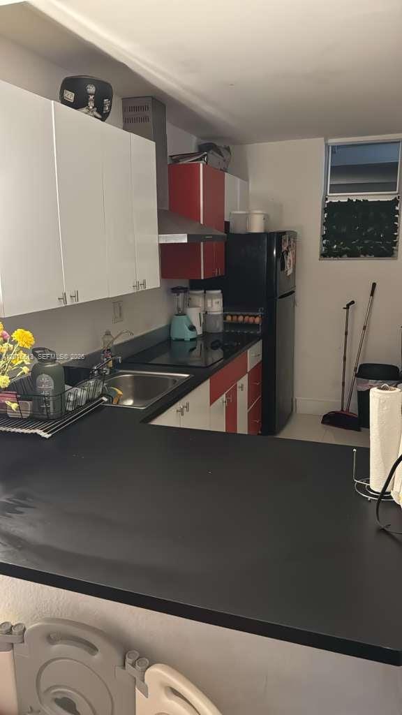 ISLAND SHORES CONDO - Residential